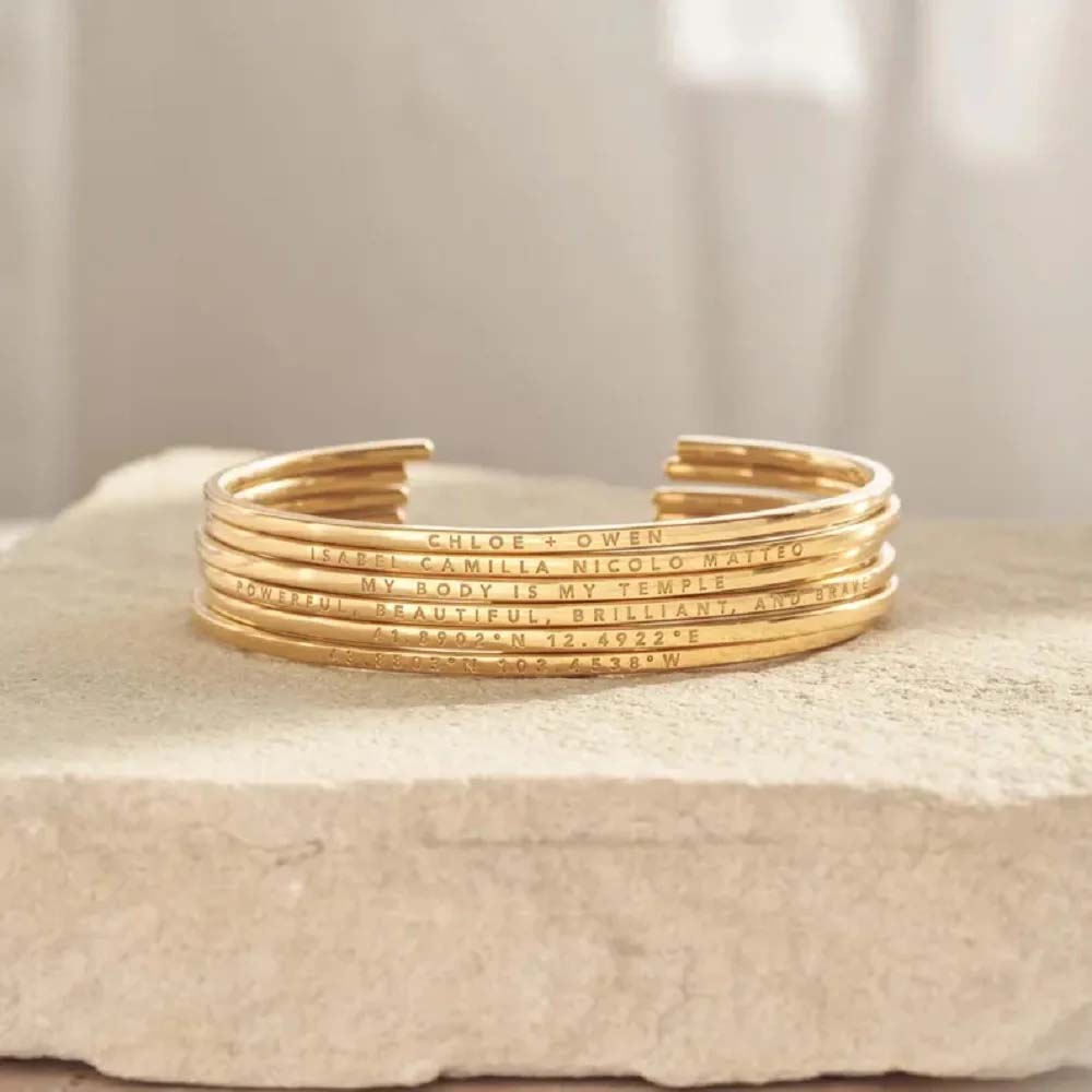Couple graver nom texte Bracel - Coordinates Bracelet avis et prix
